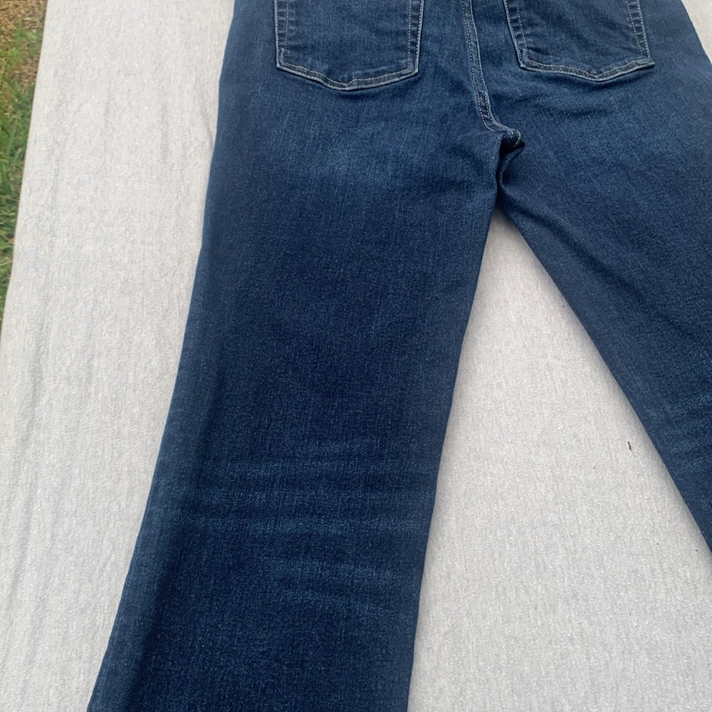 FREE ASSEMBLY Blue Straight Leg Jeans with Classic Style - Picture 12 of 15